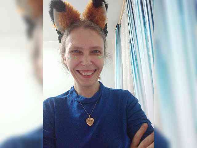 -Queen-Margo- webcam