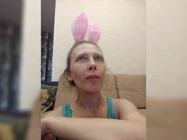 -Queen-Margo- webcam