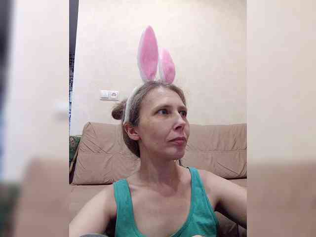 -Queen-Margo- webcam