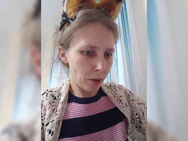 -Queen-Margo- webcam
