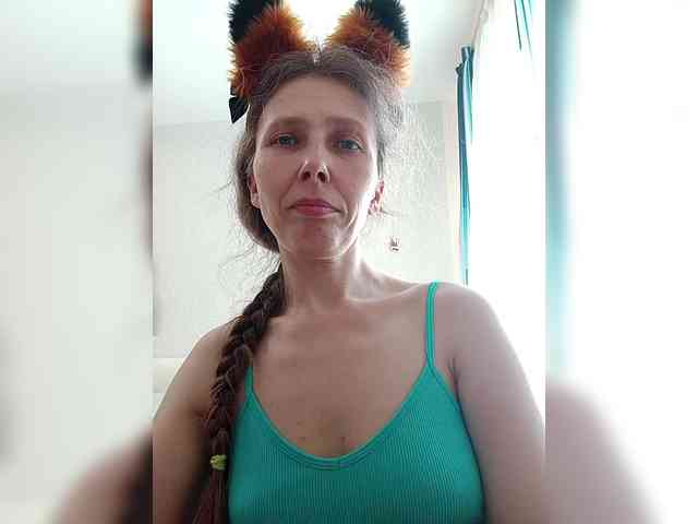 -Queen-Margo- webcam