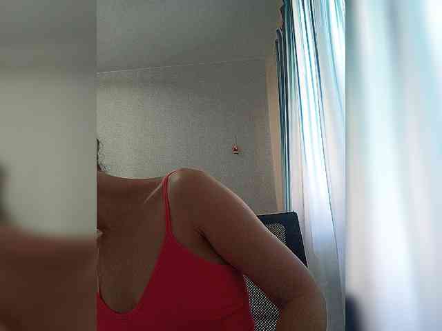 -Queen-Margo- webcam