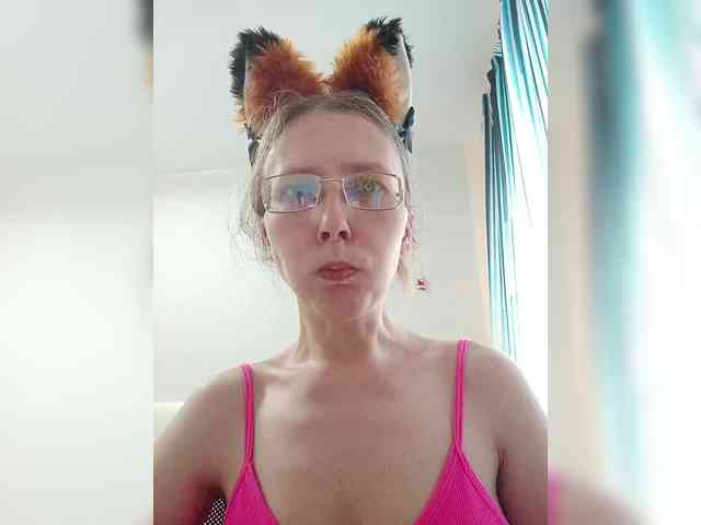 -Queen-Margo- webcam