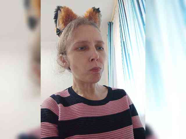 -Queen-Margo- webcam