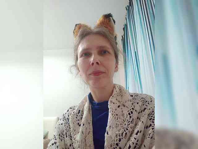 -Queen-Margo- webcam