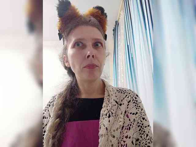 -Queen-Margo- webcam