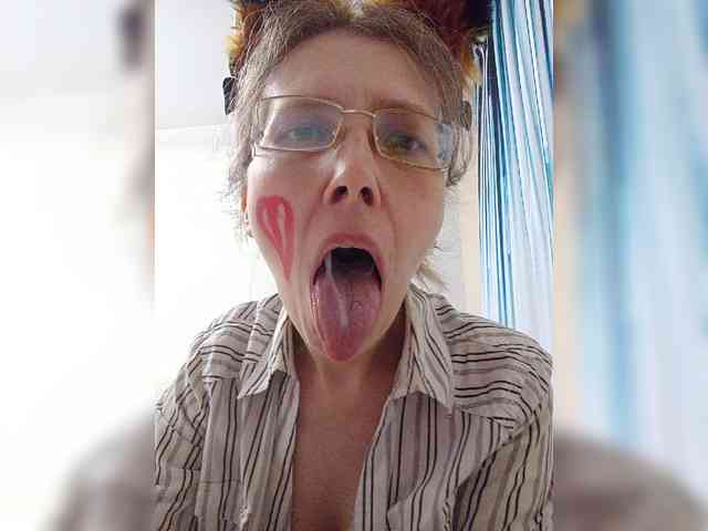 -Queen-Margo- webcam