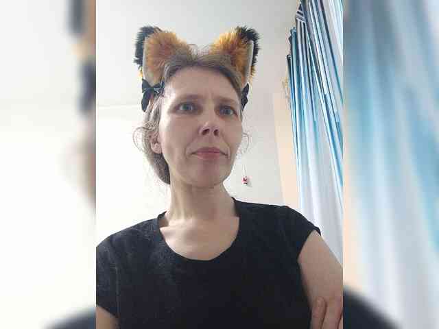 -Queen-Margo- webcam