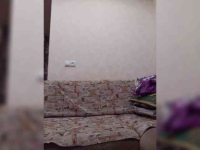 -Queen-Margo- webcam