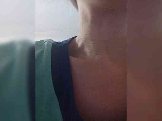 -Queen-Margo- webcam