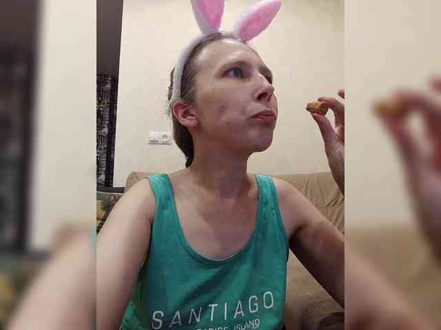 -Queen-Margo- webcam