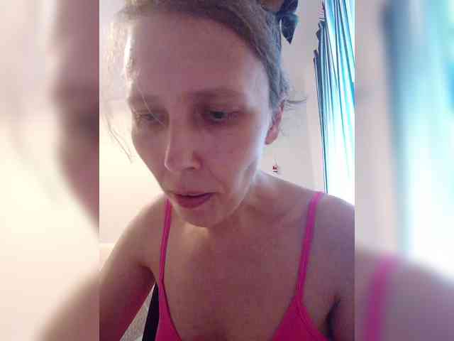 -Queen-Margo- webcam
