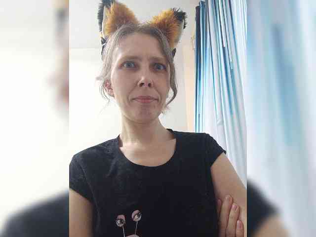 -Queen-Margo- webcam