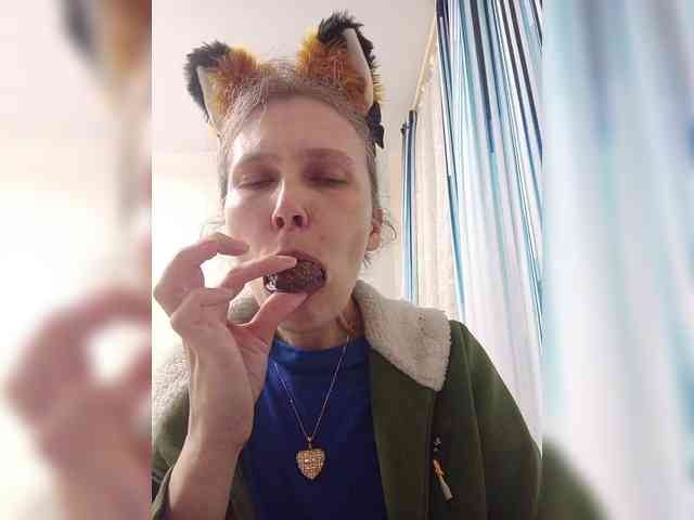 -Queen-Margo- webcam