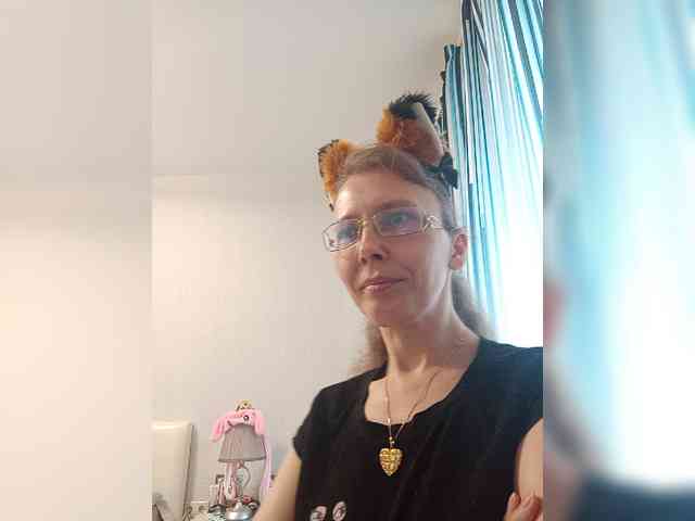 -Queen-Margo- webcam