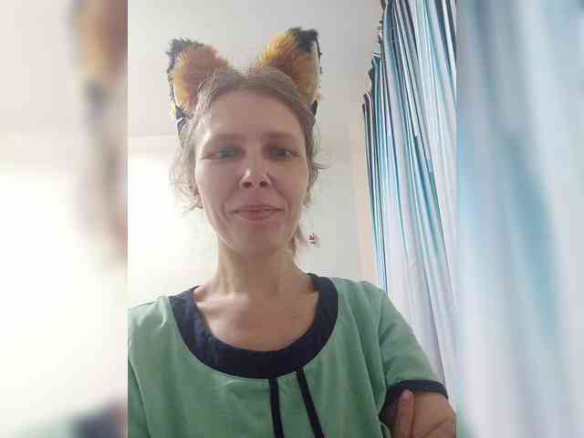 -Queen-Margo- webcam