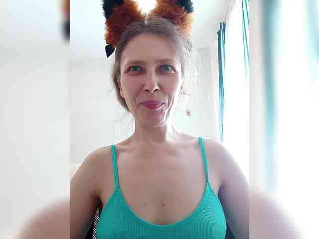 -Queen-Margo- webcam