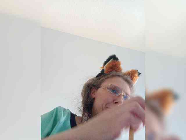 -Queen-Margo- webcam