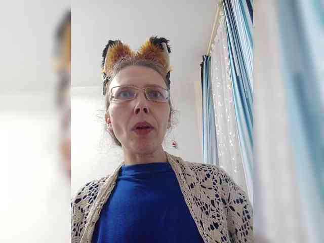 -Queen-Margo- webcam