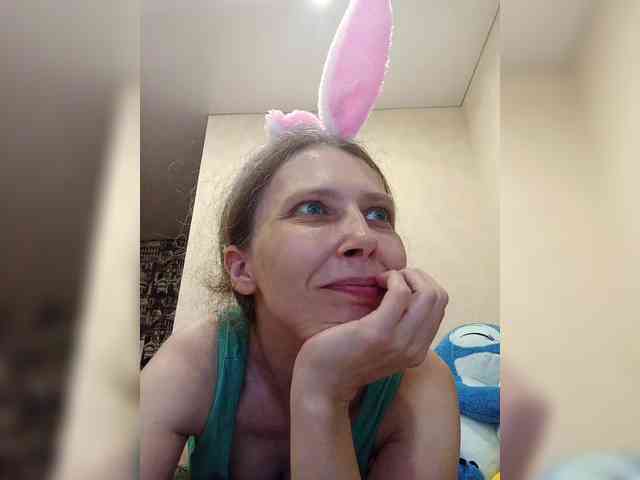 -Queen-Margo- webcam