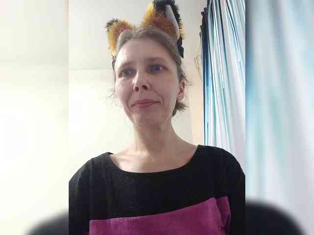 -Queen-Margo- webcam