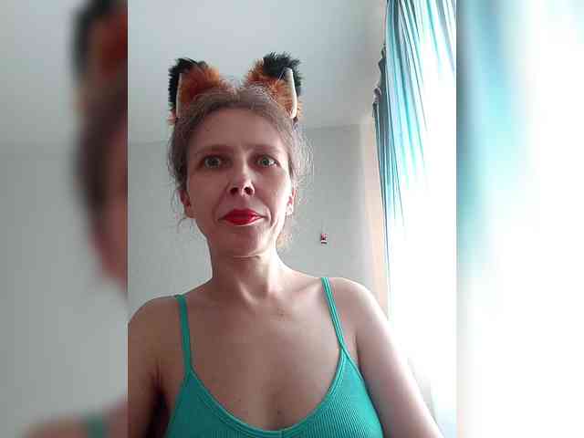 -Queen-Margo-