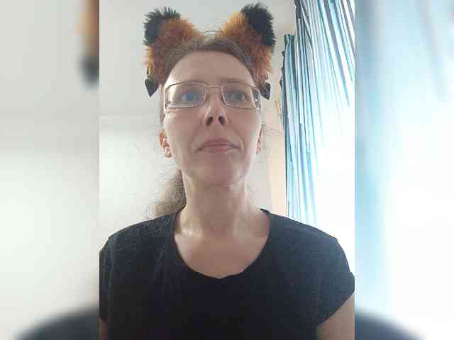 -Queen-Margo- webcam