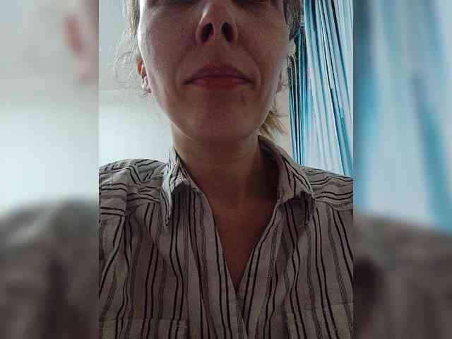 -Queen-Margo- webcam