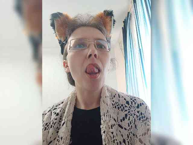 -Queen-Margo- webcam