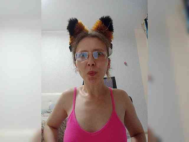 -Queen-Margo- webcam