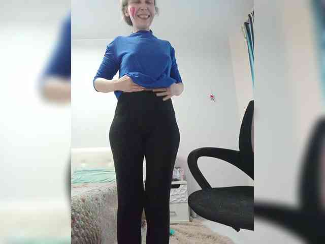 -Queen-Margo- webcam