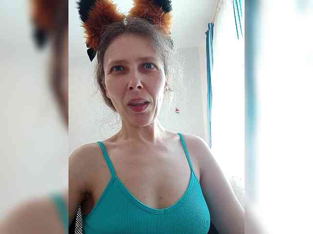-Queen-Margo- webcam