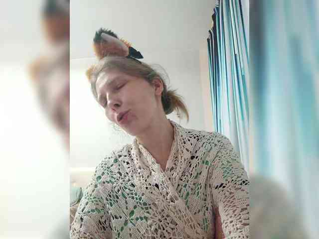 -Queen-Margo- webcam