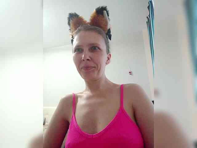 -Queen-Margo- webcam