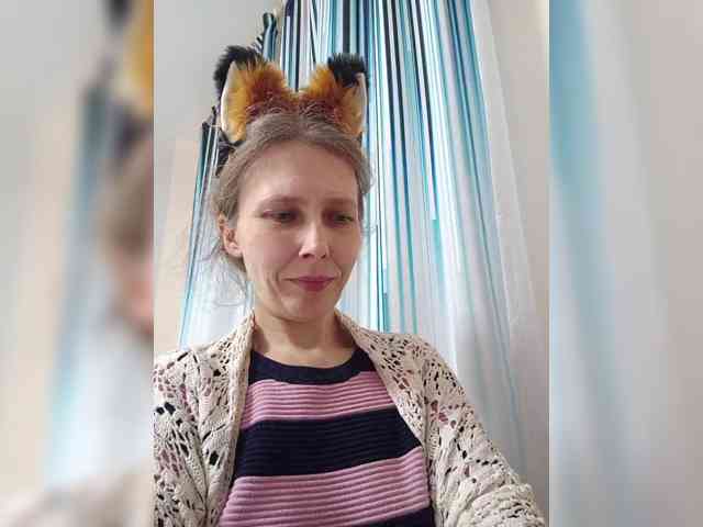 -Queen-Margo- webcam