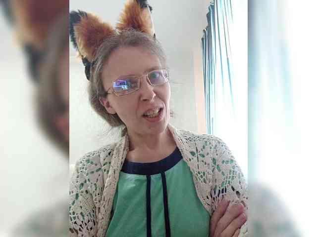 -Queen-Margo- webcam