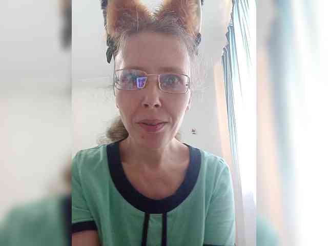 -Queen-Margo- webcam