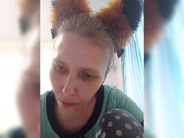 -Queen-Margo- webcam