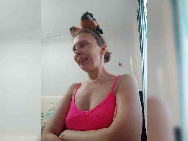 -Queen-Margo- webcam