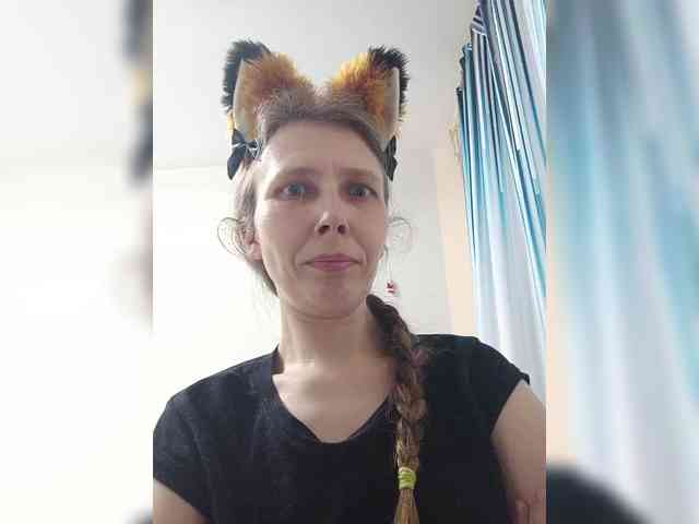 -Queen-Margo- webcam