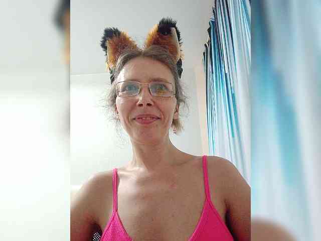 -Queen-Margo- webcam