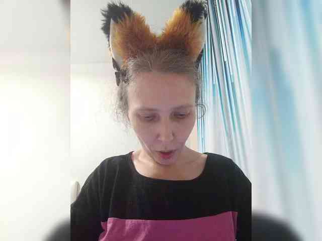 -Queen-Margo- webcam