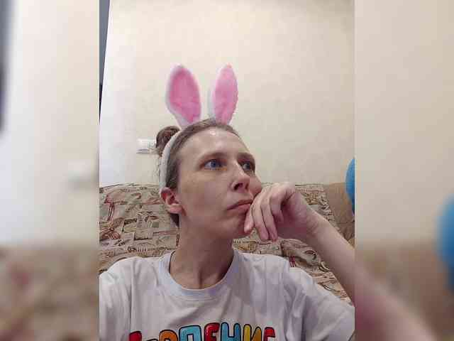 -Queen-Margo- webcam