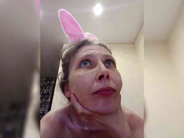-Queen-Margo- webcam