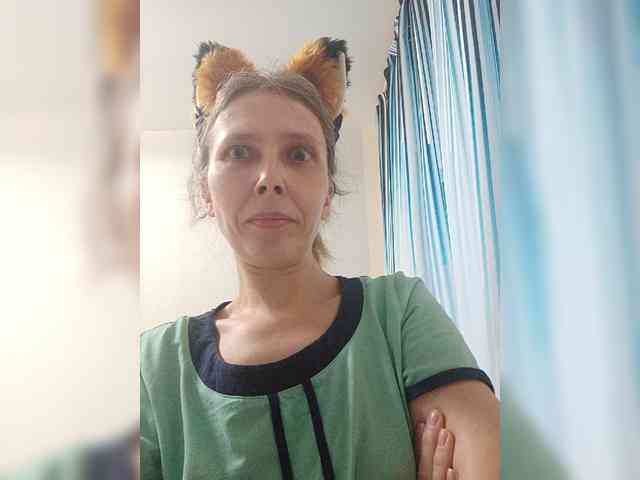 -Queen-Margo- webcam