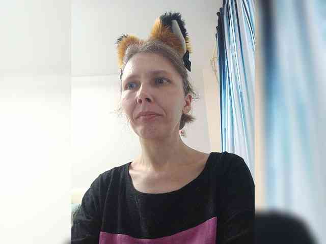 -Queen-Margo- webcam