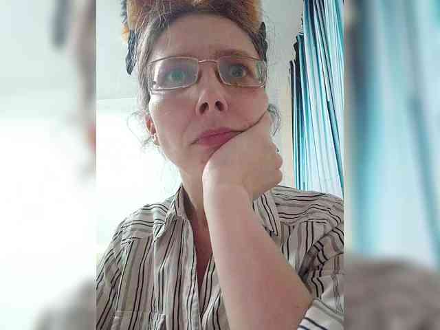 -Queen-Margo- webcam