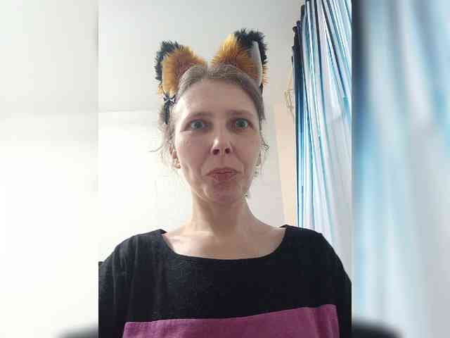 -Queen-Margo- webcam