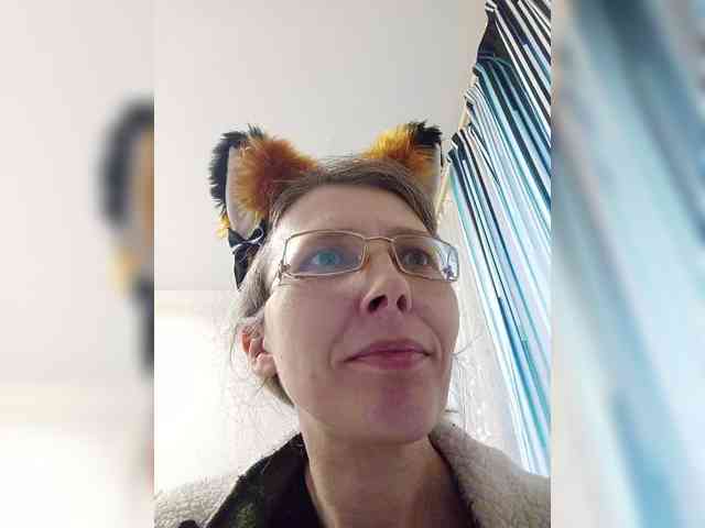 -Queen-Margo- webcam