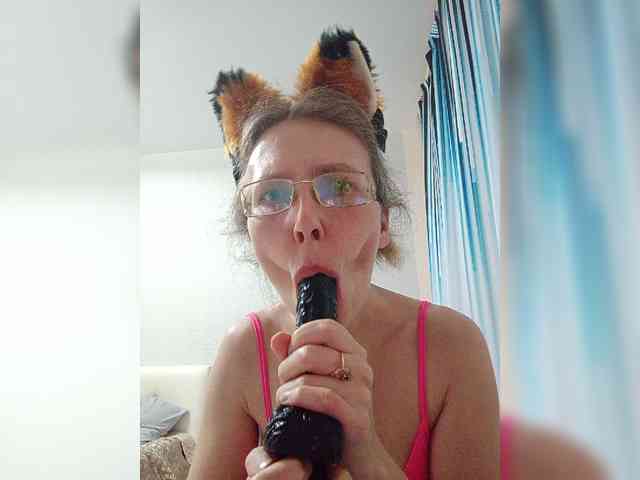 -Queen-Margo- webcam